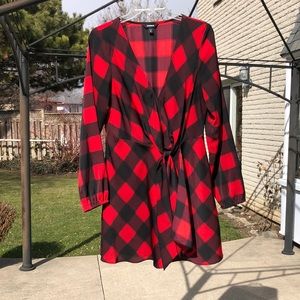 Red and black buffalo check silky tunic